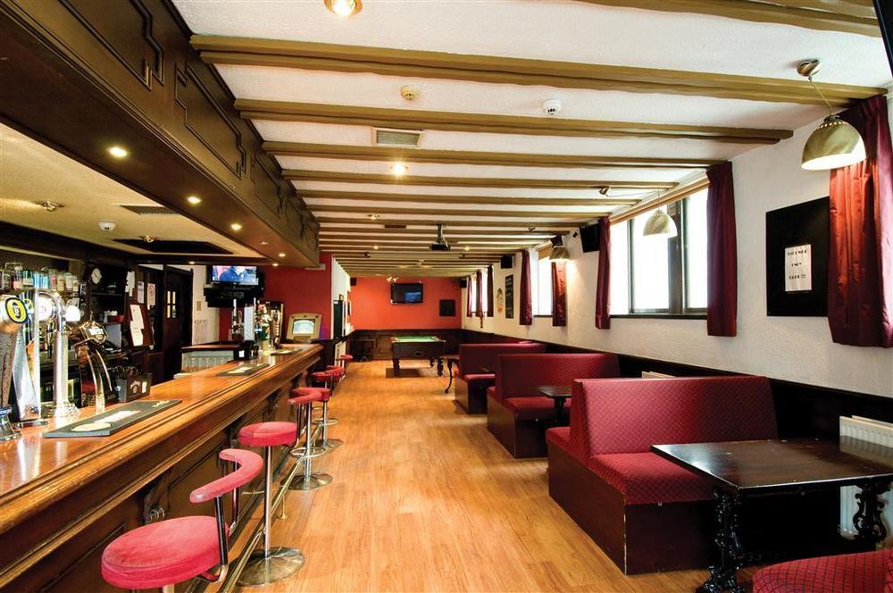 Burnett Arms Hotel バンチョリー レストラン 写真