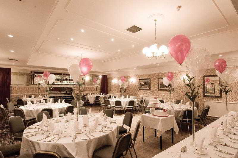 Burnett Arms Hotel バンチョリー エクステリア 写真